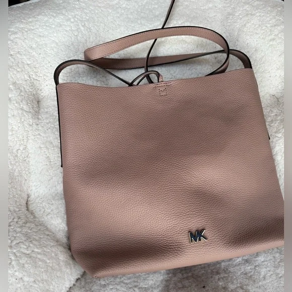 Junie Large Pebbled Leather Messenger - Picture 2 of 13